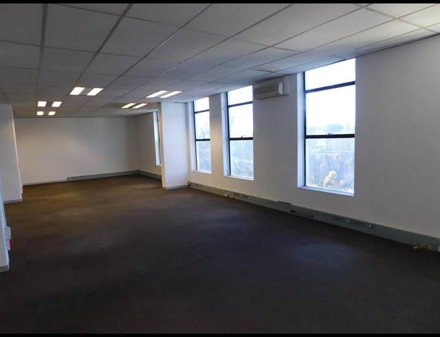 436M² OFFICE TO LET IN CRAIGHALL